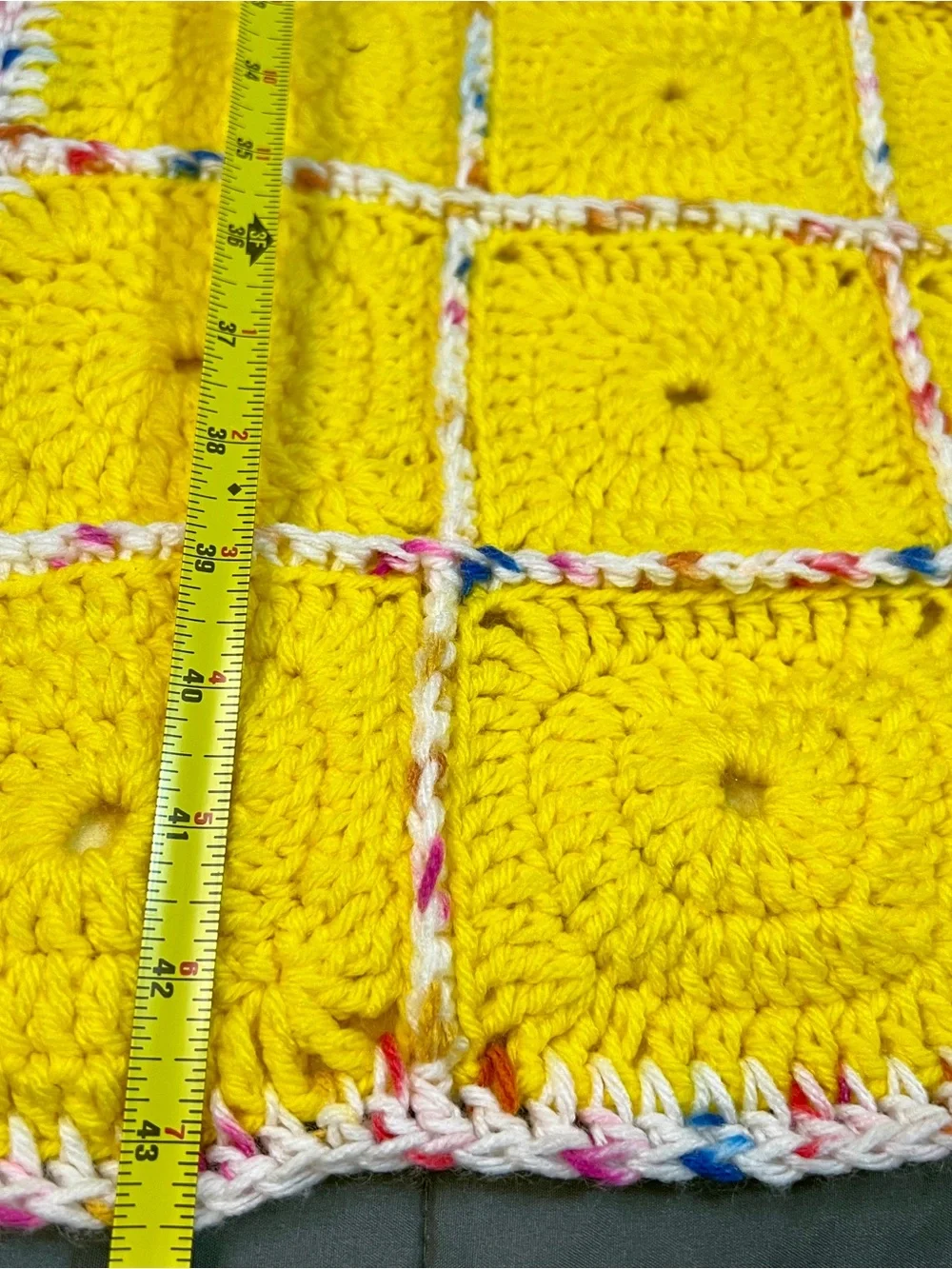 Handmade Crocheted Afghan Reversible Bee Print Granny Baby Throw Blanket 43x36